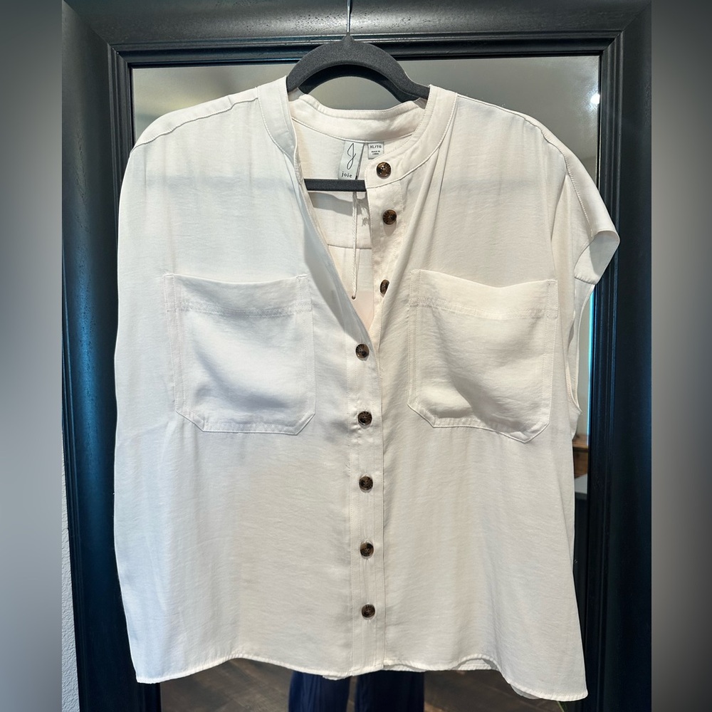 Joie Cream Short-Sleeve Button-Down Pocket Top